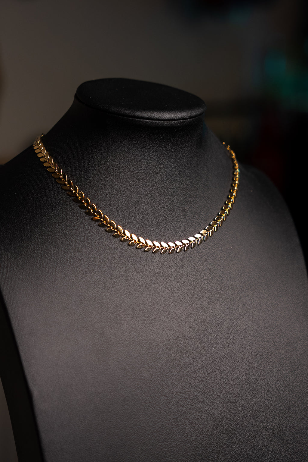 Leafs Chocker