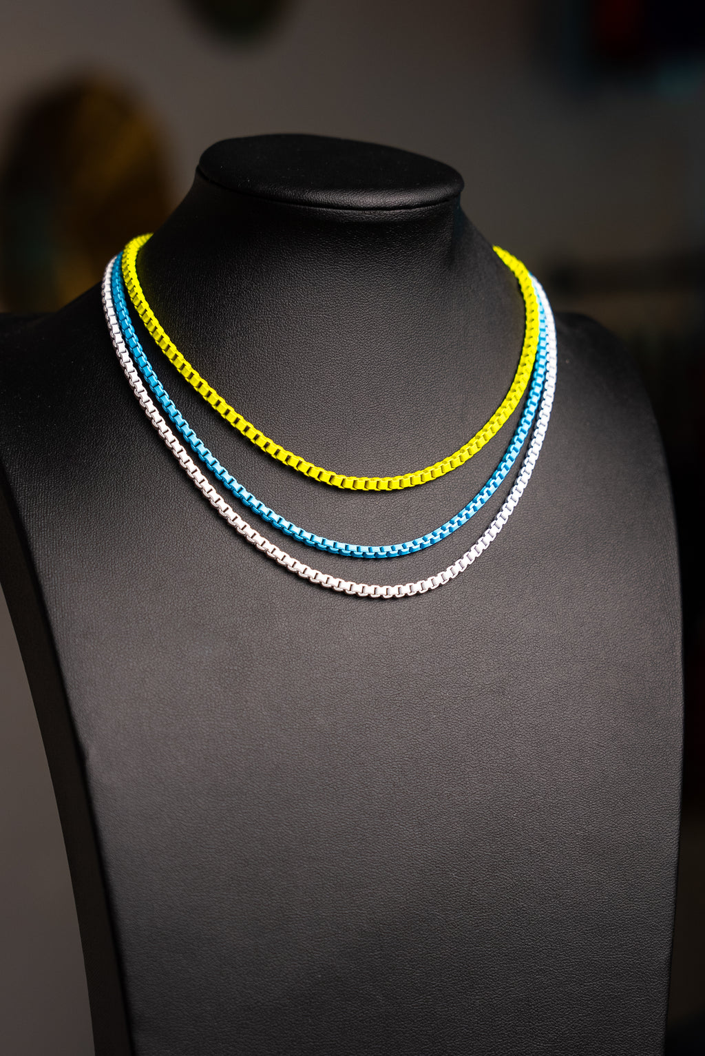 Enameled Chocker
