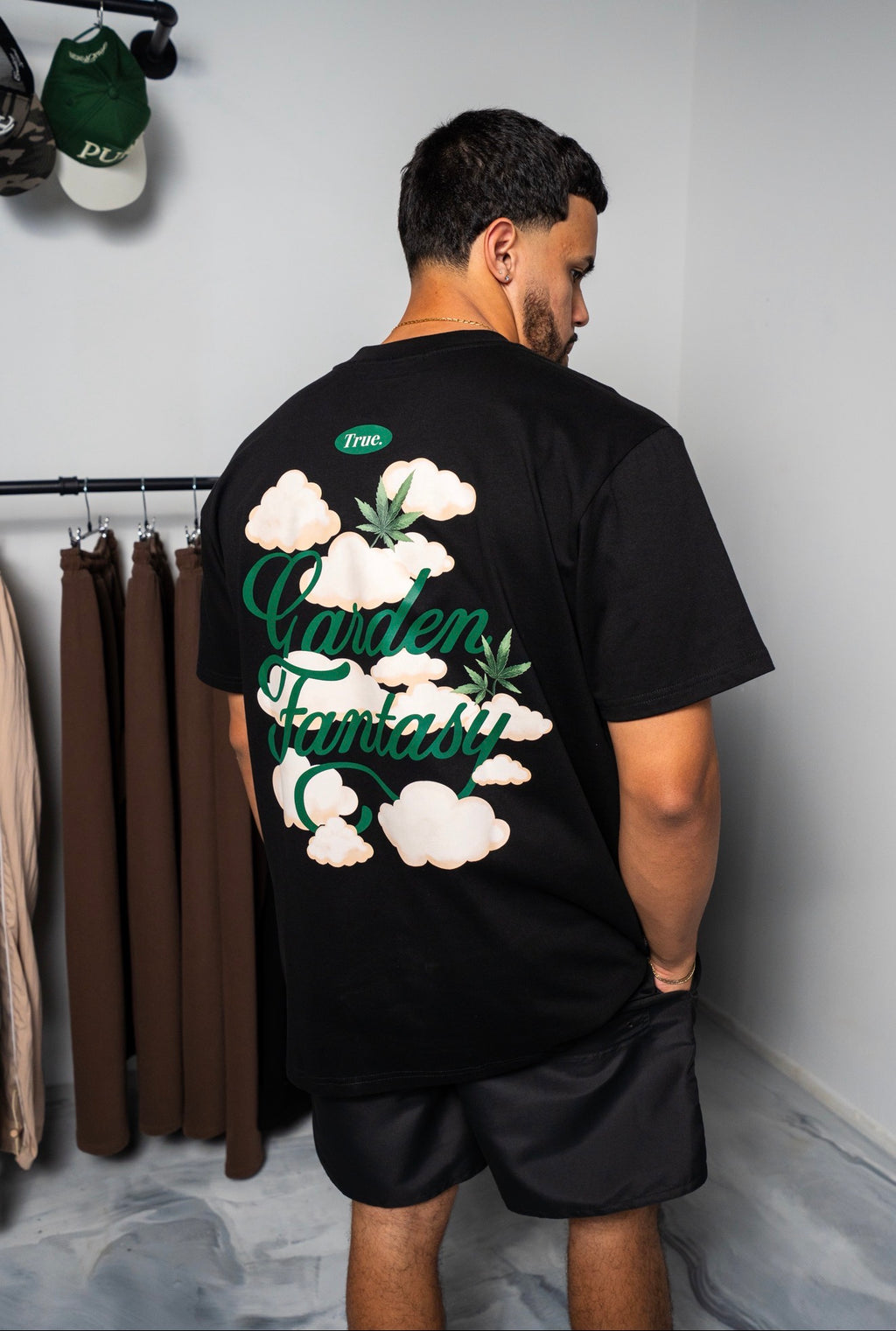 TRUE Fantasy Tshirt - Black